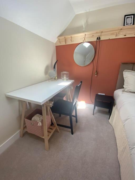 Wee Cottage - Super King Bed! Penpont Extérieur photo